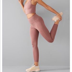Girlfriend Collective x ECONYL blush pink leggings